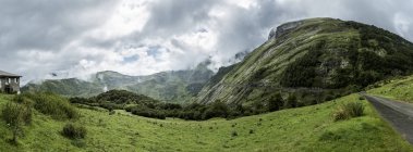 Francia, Alti Pirenei, Passo del Col d'Aubisque durante il giorno — Foto stock