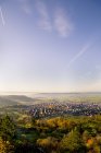 Німеччина, Баден Вюртемберг, природний парк Schoenbuch, Швабський Alb переглянути Entringen — стокове фото