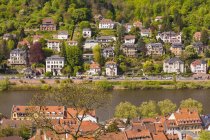 Germany, Baden-Wuerttemberg, Heidelberg, View to exclusive residential area at Neckar river — Stock Photo