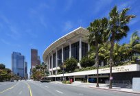 USA, Kalifornien, Los Angeles, Musikzentrum, Grand Avenue und Dorothy Chandler Pavillon — Stockfoto
