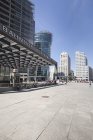 Німеччина, Берлін, переглянути до Bahntower, Beisheim центру та залізничного вокзалу на Потсдамської площі — стокове фото