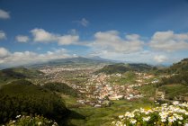 Spain, Canary Islands, Tenerife, San Cristobal de La Laguna, Pico del Teide in the background — Stock Photo