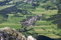 Austria, Lower Austria, Vienna Alps, Schneebergdoerfl village in valley — Stock Photo