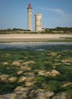 France, Poitou-Charentes, Ile de Re, Phares des Baleines, New and old lighthouse — Stock Photo