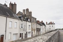 Francia, Blois, Vista de casas residenciales en Loir et Cher - foto de stock