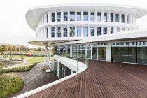 Poland, Warsaw. Modern facade and terrace of hotel — Stock Photo
