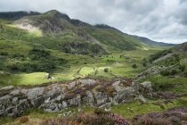 Gran Bretagna, Galles, Gwynedd, Ogwen Valley, Snowdonia National Park durante il giorno — Foto stock