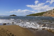 Turkey, Dalyan, Iztuzu beach with Dalyan estuary — Stock Photo