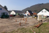 Casa en construcción con tuberías en Renania-Palatinado, Alemania - foto de stock