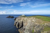 Reino Unido, Escócia, Farol em frente ao Mar do Norte — Fotografia de Stock