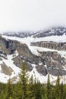 Canada, Alberta, Montagne Rocciose, Montagne Rocciose Canadesi, Banff National Park, Crowfoot Glacier e Crowfoot Mountain — Foto stock