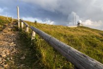 Francia, Vosgos, Radar Sation en la montaña Grand Ballon - foto de stock