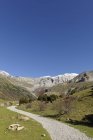 Spanien, nationalpark ordesa y monte perdido, wanderweg in den llanos de la larri tagsüber — Stockfoto