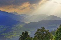 Австрія, Тіроль, Кітцбюелі Альп, вид з Hohe Salve до Бріксен Долина біля Hopfgarten — стокове фото