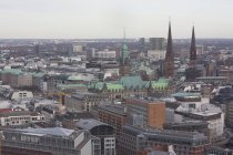 Германия, Гамбург, вид на город и церкви — стоковое фото