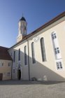 Германия, Бавария, Рейтбергское аббатство днем — стоковое фото