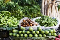India, Uttarakhand, Haridwar, Various vegetables in market — Stock Photo