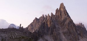 Veduta della montagna Paternkofel al Parco Nazionale delle Dolomiti di Sesto Italia, Europa — Foto stock