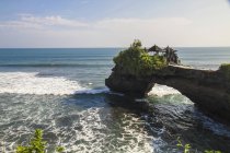 Vista do Templo Batu Bolong à luz do dia, Bali, Indonésia — Fotografia de Stock