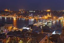 Стамбул, освітлені вночі — стокове фото