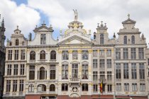 Bélgica, Bruselas, vista a las casas gremiales en Grand Place, Grote Markt - foto de stock