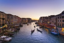 Itália, Veneza, Grande Canal ao entardecer — Fotografia de Stock