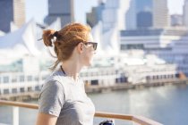 Canadá, British Columbia, Vancouver, turista feminina — Fotografia de Stock