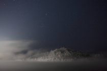 Rusia, Óblast de Amur, Río Bureya en invierno por la noche - foto de stock