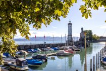 Germania, Lindau, Lago di Costanza, barche ormeggiate in porto — Foto stock