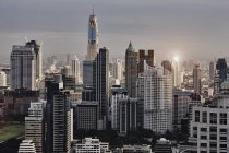 Tailândia, Bangkok, paisagem urbana durante o dia — Fotografia de Stock