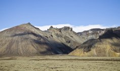 Islândia, sul da Islândia, montanhas durante o dia — Fotografia de Stock