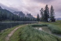 Italia, Alpi, Dolomiti, Lago d'Antorno, Parco Naturale Tre Cime — Foto stock