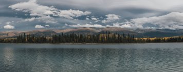 Canadá, Colúmbia Britânica, Lago Boya, Parque Provincial do Lago Boya — Fotografia de Stock