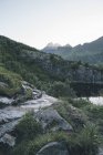 Norvège, Lofoten, Moskenesoy, Lac Agvatnet — Photo de stock