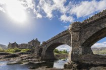 Regno Unito, Scozia, Dornie, Loch Duich, Eilean Donan Castle — Foto stock