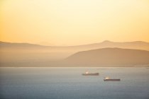 África, Sudáfrica, Ciudad del Cabo, costa, barcos - foto de stock