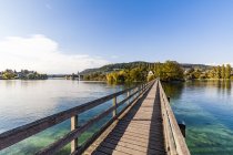 Suíça, Thurgau, Lago Constança, Rio Reno, Vista para Ilha Werd, passarela — Fotografia de Stock