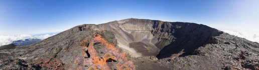 Воссоединение, Национальный парк Реюньон, Щит вулкана Piton de la Fournaise, Кратер Доломиё и Pahoehoe лава, панорамный вид — стоковое фото