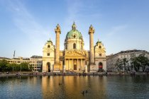 Austria, Vienna, St. Charles 's Church — стоковое фото