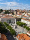 Portogallo, Lisboa, paesaggio urbano con Piazza Rossio, Teatro Nacional D. Maria II e monumento Dom Pedro IV — Foto stock