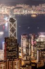 Hong kong, causeway bay, stadtbild bei nacht — Stockfoto