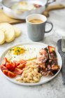 Breakfast with tomatoes, white beans, — Stock Photo