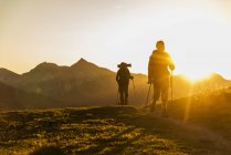 Пара походов в австрийские горы — стоковое фото