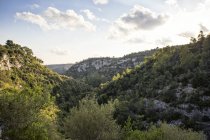 Sizilien, syrakus provinz, noto antica, blick auf canyon cava del carosello — Stockfoto