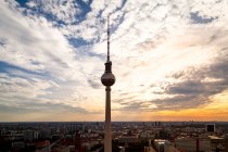 Germany, Berlin, television tower at twilight - foto de stock