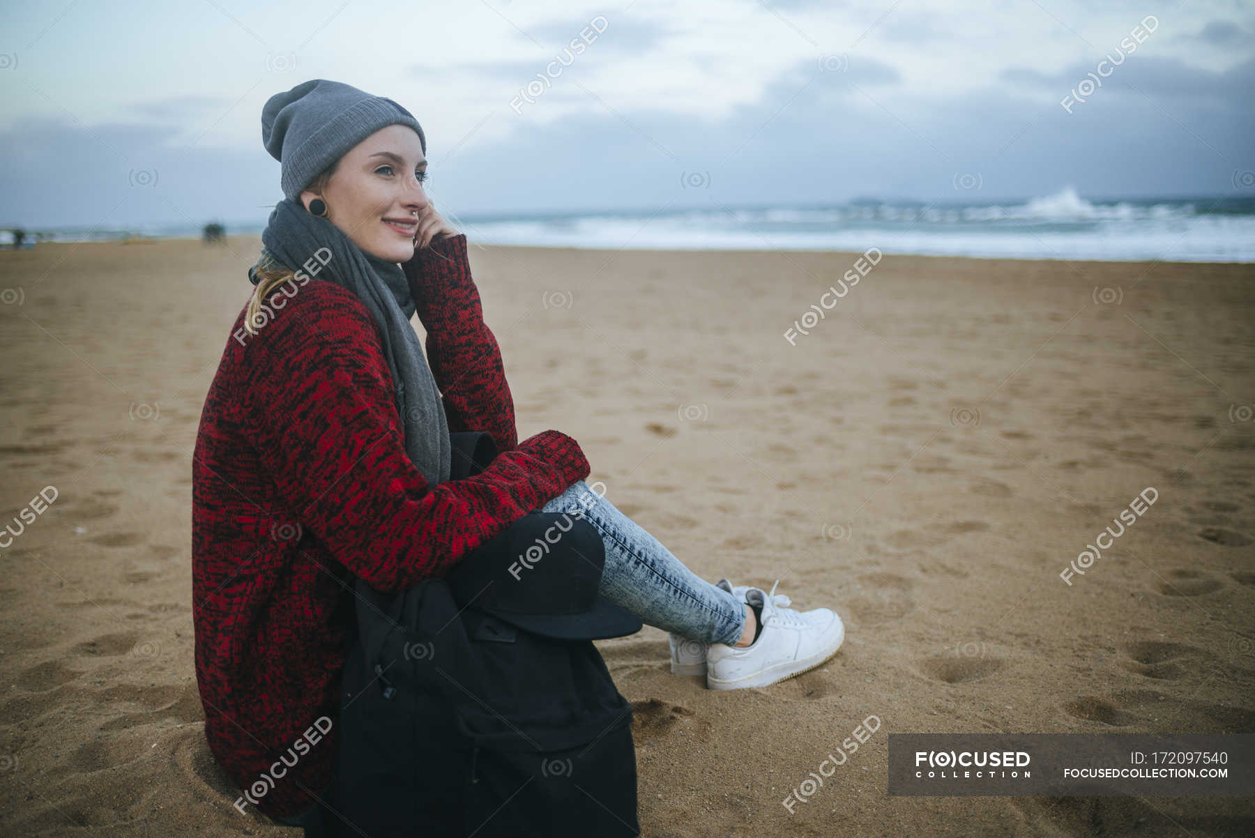 winter beach clothes