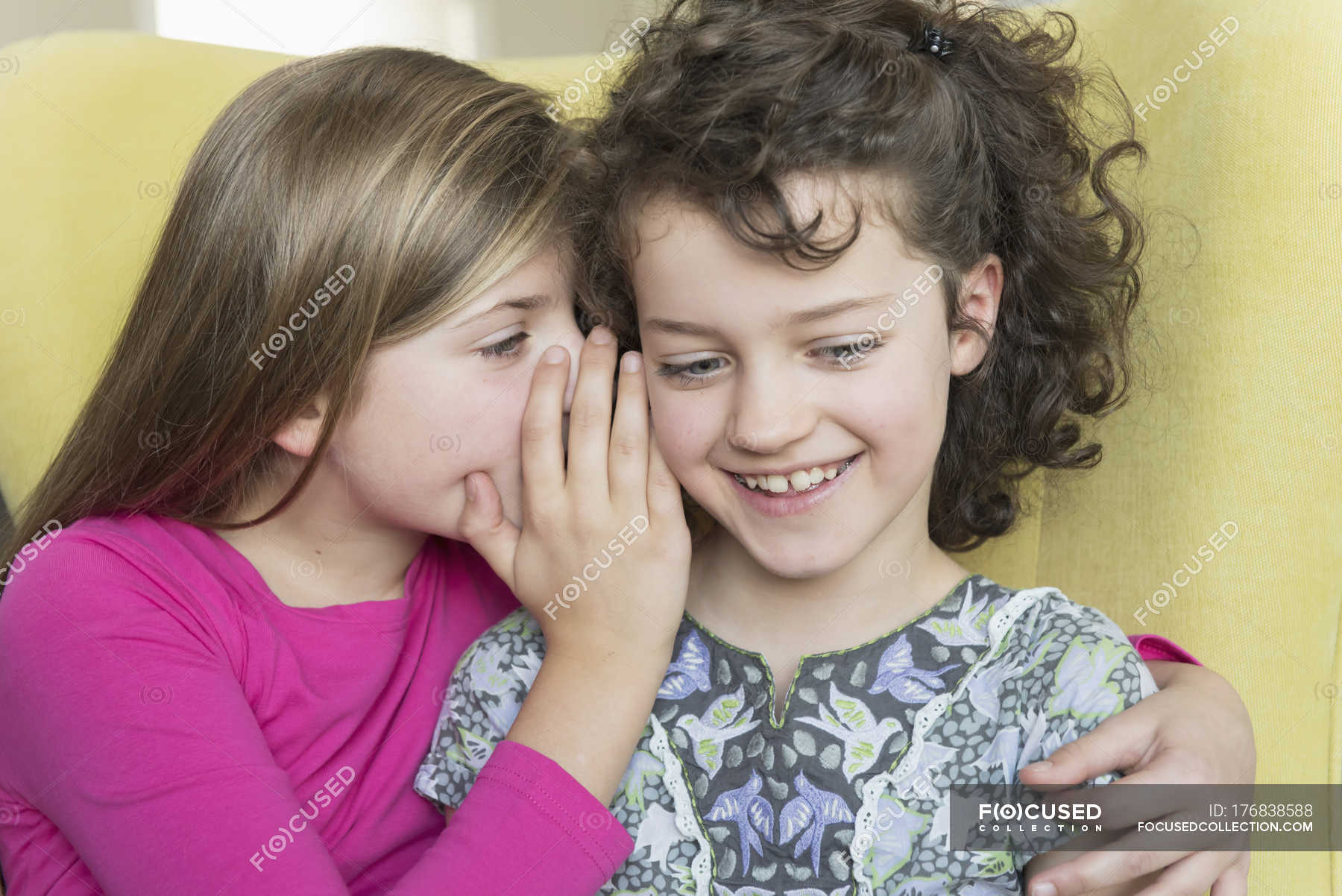 Two Cute Girls Kissing Telegraph