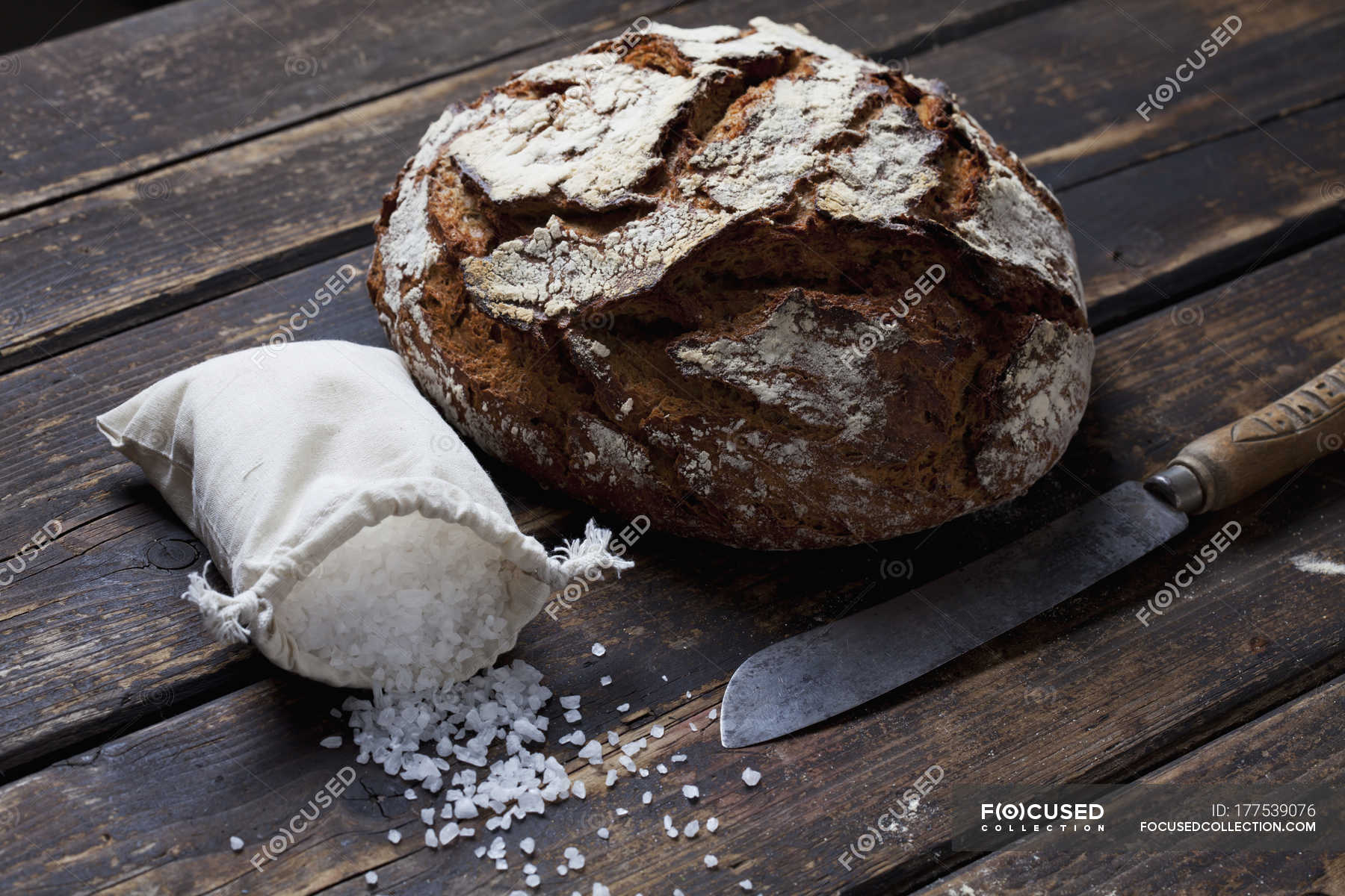 Если покойный во сне просит вещь. Библия хлеб жизни. Ибо хлеб божий есть тот, который сходит с небес и дает жизнь миру. Блокада ленинграда дети с хлебом. Сон давать умершей хлеб.