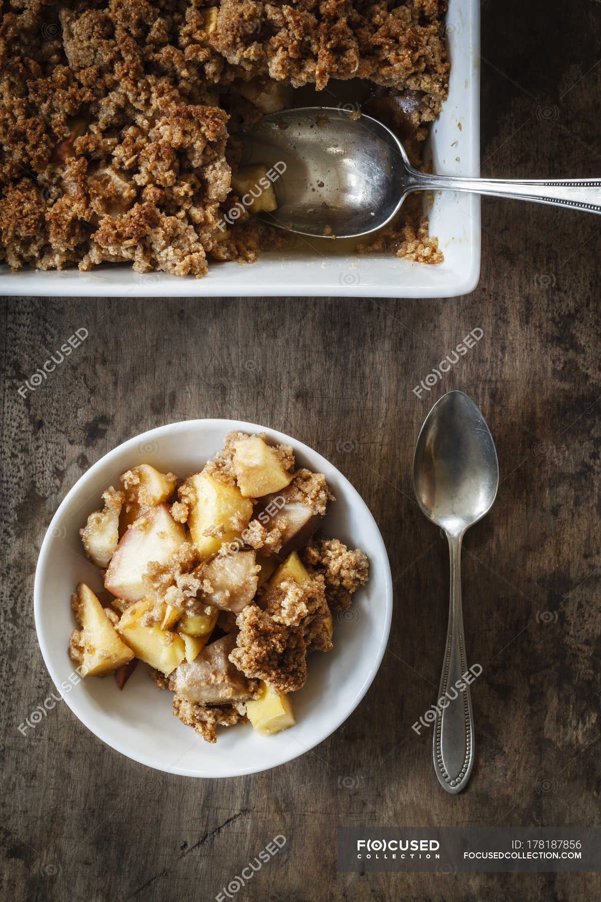 Top view of Crumble with apple, pear and quince — apple pie, indoor ...