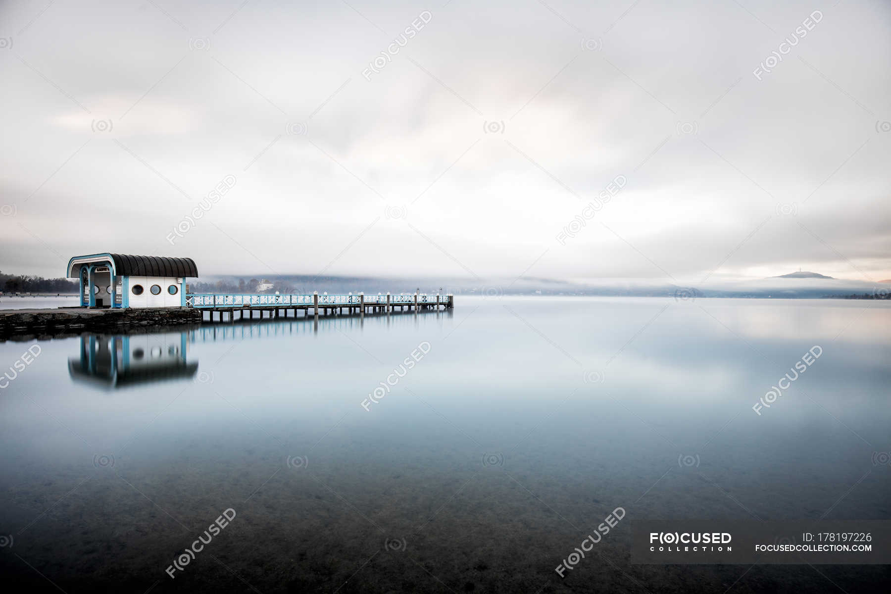 Austria Carinthia Klagenfurt Woerthersee Lake And Mooring Area Day Color Image Stock Photo 178197226